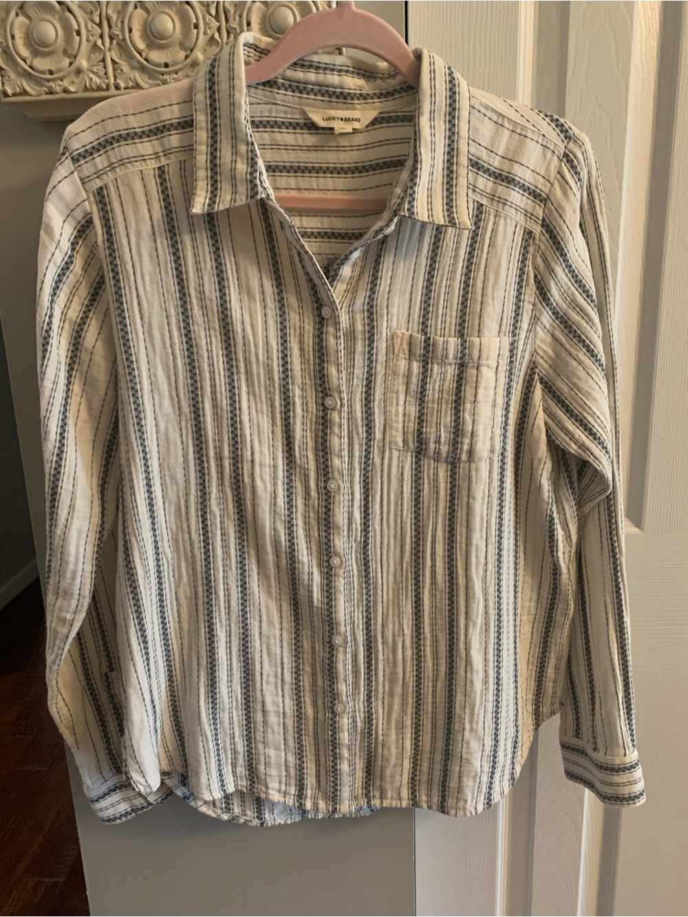 Lucky Brand Ivory and Black Striped Women’s Button-Down Shirt - M